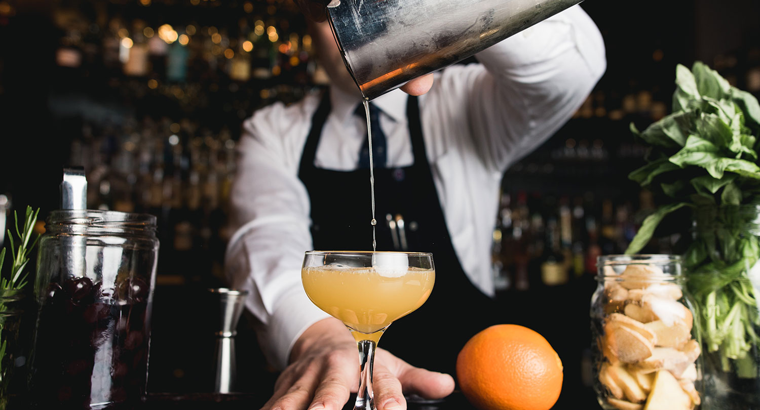 mixology e cocktail bar